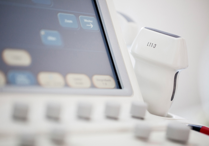 Dr. med. Katja Hundegger. Bild Abdomensonographie